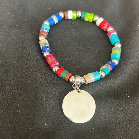 Multi-color Beaded Bracelet - Picture 2 of 4
